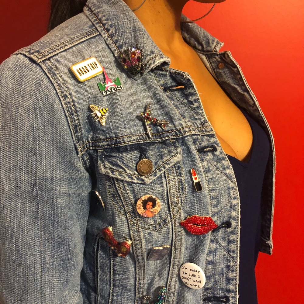 Light denim jean jacket - Picture 3 of 8